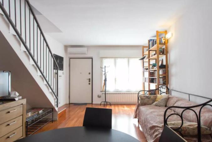 Vintage Apartment In Corvetto Area Milano Dış mekan fotoğraf